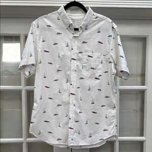 Banana Republic Men's White Shirt with Sailboat Print